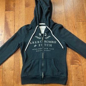 Abercrombie zip up hoodie Medium black good condition